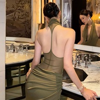 Nouvelle Robe Longue Plissée Sexy et Élégante à Dos Nu Halter pour Femme – Collection 2026