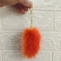 Porte-clés de voiture artisanal en fausse fourrure de renard pour femme, breloque de luxe en cuir pour sac à main