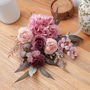 Bouquet de fleurs artificielles Hortensia et Rose Old Dream pour mariage, décoration murale et design floral transfrontalier - Product Image 3