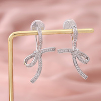 Pendientes de Clip con Lazo Brillante, Cristales y Diamantes de Imitación, Bañados en Plata, Hipoalergénicos, Joyería Elegante para Mujer, para Bodas