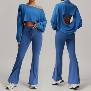 Новейший женский спортивный костюм с индивидуальным логотипом: топ с открытыми плечами и длинными рукавами, расклешенные брюки на шнурке для йоги, фитнеса и танцев - Product Image 1