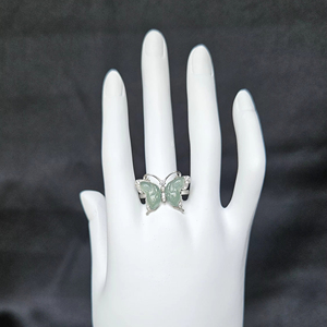 Bague unique en jadeite avec papillon en diamant cultivé, plaqué argent 925, jadeite certifiée NGIC, paradis pour les collectionneurs - Product Image 1
