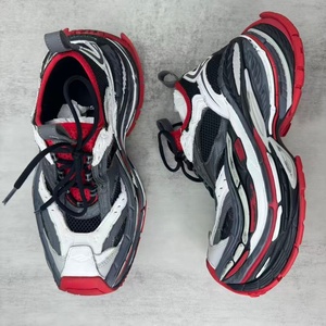 Customized trendy casual <b>shoes</b> with thick soles for heightening, walking <b>shoes</b> of luxury style, for both men and women. - Product Image 2