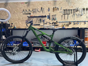 Hot Sale 29 Inch <span class=keywords><strong>Dual</strong></span> Suspension Mountainbike Aluminium Frame Downhill Mtb Enduro Soft-Tail Bike Aanpassen Kleur - Product Image 4