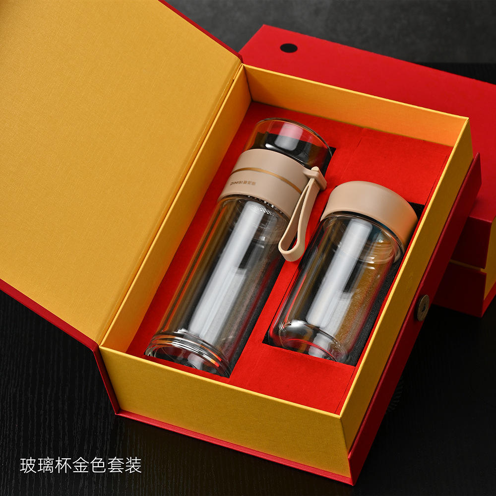 ชุดแก้วทอง