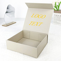 Boîte cadeau pliante magnétique couleur ivoire crème beige pour emballage de luxe, design personnalisé, logo, texte, boîte en papier.