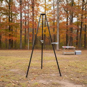 Système de levage et de préparation de gibier portable sur trépied pour la chasse, levage manuel, écorchage et traitement du gibier - Product Image 5