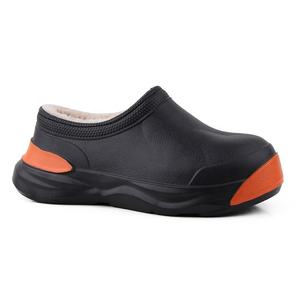 รองเท้าแตะนุ่มบุซับในของผู้ชาย - Product Image 2