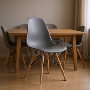 Sedia Moderna in Plastica con Gambe in Legno, Grigia, Impilabile, per Sala da Pranzo, Arredamento Casa - Product Image 2