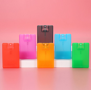 Nouveau design en forme de <span class=keywords><strong>téléphone</strong></span> portable 45ml 50ml rechargeable en plastique pour carte de crédit distributeur de poche bouteille de brouillard de parfum - Product Image 3