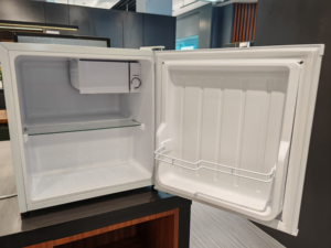 Wholesale Cheap 45L White Home Portable Small Refrigerator <b>Mini</b> Bar Fridge Wholesale Cheap 45L White Home Portable Small Refrige - Product Image 2