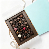 Grande boîte à chocolats magnétique à couvercle rabattable - 36 chocolats - Emballage cadeau de luxe en forme de livre