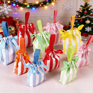 Bolsa de Regalo Personalizada con Cordón Azul a Rayas, Bolsa de Lona Reutilizable para Dulces de Navidad con Asa para Fiestas Navideñas - Product Image 2