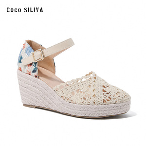 Sandalias de cuña Coco SILIYA con punta abierta, suela de paja transpirable y cierre de hebilla para mujer - Product Image 4