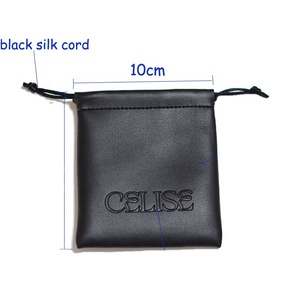 Bolsa de Piel Sintética Negra Pequeña con Cordón y Logotipo Grabado Personalizado para Empaque de Relojes y Joyería - Product Image 1