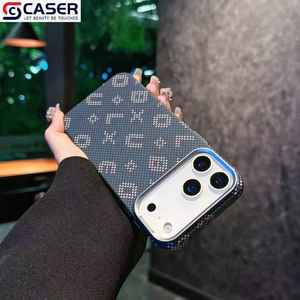 เคสโทร<span class=keywords><strong>ศัพท์</strong></span>ลายตัวอักษรภาษาอังกฤษเรืองแสงสไตล์หรูทำจากคาร์บอนไฟเบอร์ให้ความรู้สึกเหมือนห่วงแม่เหล็กสำหรับ Iphone17/16/15 - Product Image 4