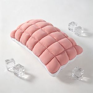 Coussin de nuque moderne en forme d'ananas Clair Cloud, best-seller transfrontalier, avec insert en mousse haute résilience et ultra-douce - Product Image 4