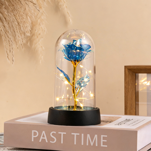 โดมแก้วดีไซน์กุหลาบเคลือบทองพรีเมียม ของตกแต่งบ้านสุดหรู ของขวัญสำหรับวันวาเลนไทน์ วันเกิด หรือโอกาสพิเศษสุดโรแมนติก - Product Image 2