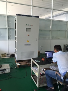 ตัวควบคุมความถี่และแรงดันไฟฟ้าที่ปรับแต่งได้สำหรับระบบพลังงานทดแทน - Product Image 3