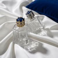 Botol Parfum Kaca Bening 50ml Bentuk Oktagonal Tutup Mahkota Botol Semprot Kosong Mewah Grosir Laris