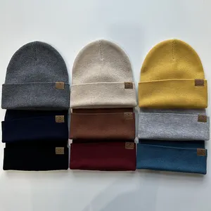 Custom High Quality Merino Wool Warm Winter Toboggan Skiing Toques Knit Beanie Hats With Custom Logo Leather Patch