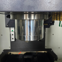 Centre d'usinage vertical CNC VMC855 à alimentation directe usine, BT40, avec commande Fanuc Oi-MF, pour la fabrication de pièces de précision