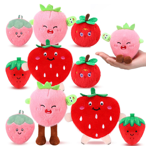 Peluche Personalizzato a Forma di Fragola, Morbido Giocattolo Tascabile, Idea Regalo Perfetta da Collezionare - Product Image 1