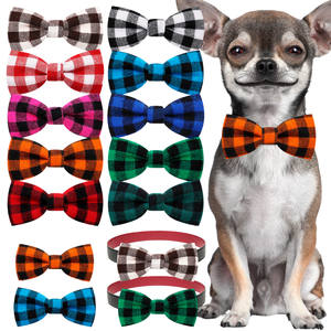 <span class=keywords><strong>Collar</strong></span> para Perro con Corbata de Moño, Diseño Navideño Clásico a Cuadros con Copos de Nieve, <span class=keywords><strong>Collar</strong></span> Festivo para Mascotas Pequeñas, Patrón de Copos de Nieve, Adorable <span class=keywords><strong>Collar</strong></span> para Perro - Product Image 1