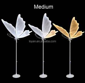 Décorations <span class=keywords><strong>de</strong></span> mariage modernes et simples avec des papillons artificiels <span class=keywords><strong>de</strong></span> couleur personnalisée, lumières suspendues, grand <span class=keywords><strong>fond</strong></span> - Product Image 2