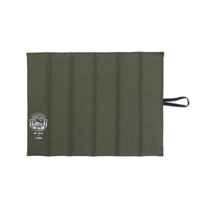 เสื่อปูนอนสำหรับนักเดินทางไกล รูปทรงสี่เหลี่ยมผืนผ้า กันน้ำ เก็บความร้อน พกพาสะดวก พับได้ ใช้เป็นเบาะนั่งกลางแจ้ง เสื่อชายหาด บรรจุโฟม - Product Image 1