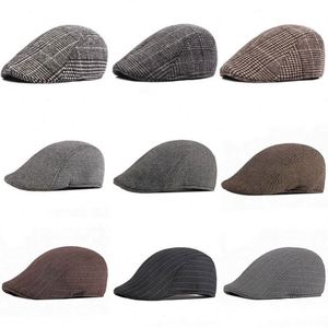 Casquette Gavroche en Laine Mélangée à Carreaux Personnalisable avec Logo – Style Britannique Tendance pour Hommes et Femmes - Product Image 1