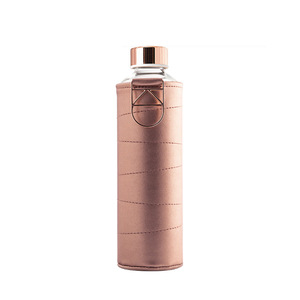 Manchons personnalisés pour bouteilles en verre, manchons isolants en cuir PU pour tasses, manchons de protection anti-brûlure et isolants thermiquement pour tasses avec poignée. - Product Image 5