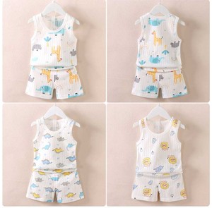 Set da 2 pezzi per neonati, con stampa di cartoni animati, senza maniche, in cotone, con canotta e pantaloncini, per l'estate - Product Image 3