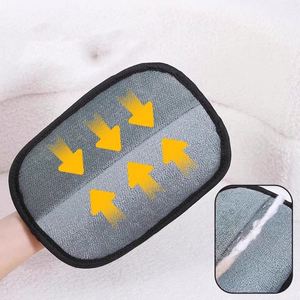 Cepillo ecológico de doble cara con cerdas electrostáticas para eliminar el pelo de gatos, con tela de malla. - Product Image 4