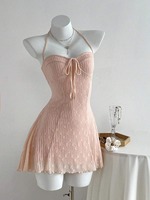 Ensemble deux pièces pour femmes : mini-robe plissée rose poudré et boléro à manches évasées, vente en gros, sur mesure
