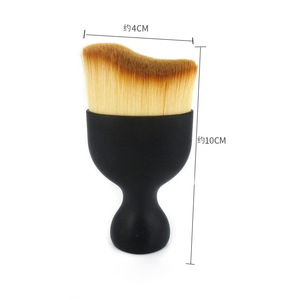 แปรงทาตัวสำหรับน้ำมันผิวแทน MLM Custom Makeup Skinny Tan Miracle Premium Ultra Soft Synthetic Bristles ขนแปรงสังเคราะห์นุ่มพิเศษ รูปทรงตามหลักสรีรศาสตร์ - Product Image 4