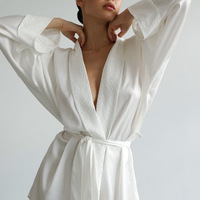 RUIYI Robe de nuit courte en dentelle blanche unie pour femme, nouvelle collection hiver/printemps/été, manches longues, douce et respirante