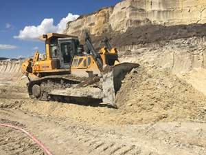 รถปราบดินแบคโฮ SD32 320แรงม้าหนัก235กิโลวัตต์น้ำหนักปฏิบัติการ37.2ตันเคลื่อนที่ได้อย่างมีประสิทธิภาพสูง - Product Image 4