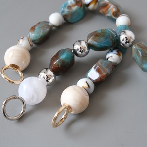 Sangles de téléphone intelligent perlées courtes chaudes 38cm sac rétro fait main chaîne à main lanière de chaîne perlée acrylique pour <span class=keywords><strong>cordon</strong></span> de sac de téléphone <span class=keywords><strong>portable</strong></span> - Product Image 4