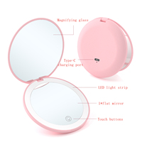 Mini Compact de logo personnalisé de main portative rechargeable noire avec 2X lumière LED petite poche miroir de maquillage de maquillage de beauté
