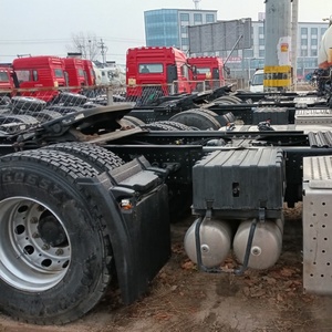 Camión Tractor Diésel <span class=keywords><strong>Mercedes</strong></span> Usado 6x4 de 480HP con Volante a la Izquierda, Suspensión Neumática Trasera para Remolque de Plataforma Baja, Transporte de Equipo Pesado - Product Image 2