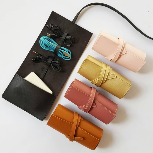 Travel PU Leather Cable Organizer Roll Bag Charger Cord Storage Bag USB Business Organizer Bag for Gift