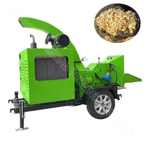 Disc style wood chipper grinding wood chips to sawdust machine shredder wood machine
