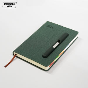 สมุดบันทึกไดอารี่ภาษาสเปน A5 ปกหนัง PU พิมพ์โลโก้ตามสั่ง ปี 2026 2027 พร้อมที่ใส่ปากกา - Product Image 1