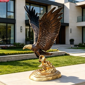 YOUFINE Escultura de <span class=keywords><strong>Águila</strong></span> Calva de Bronce con Alas Extendidas, Estatua de Halcón con Base de Ola Dorada <span class=keywords><strong>para</strong></span> Jardín de Villa de Lujo - Product Image 1
