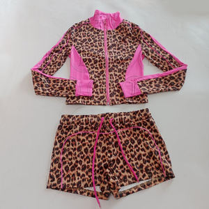 Pakaian Musim Gugur Wanita Set Yoga Dua Potong Logo Kustom Jaket Dengan Celana Pendek Olahraga Gym Workout Fitness Set Tracksuit 2 Potong - Product Image 6