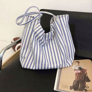 <b>Large</b>-sized Custom Cotton Daily Tote Beach Bag Pocket Personalized Grocery Shopper Bags Recyclable Letter for Advertising - Product Image 4