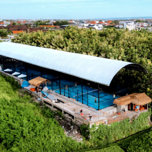 โรงงานผลิตสนามแพเดิลเทนนิสคุณภาพสูง สนามแพเดิลพาโนรามาพร้อมหลังคา QF01 ผ้าคลุมสนามแพเดิล ผ้าคลุมสนามเทนนิสแพเดิล - Product Image 1