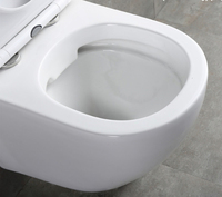 Toilette suspendue au mur monobloc sans rebord de style moderne Réservoir dissimulé à double chasse Piège en P mural Drainage Salle de bain design en céramique