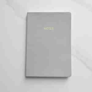 Carnet en cuir personnalisé pour cadeau d'affaires, gris, papeterie de bureau, reliure cousue en cuir PU, couverture souple A5, impression de journal intime - Product Image 1